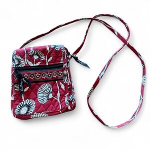 Vera Bradley Deco Daisy Floral Quilted Crossbody Bag